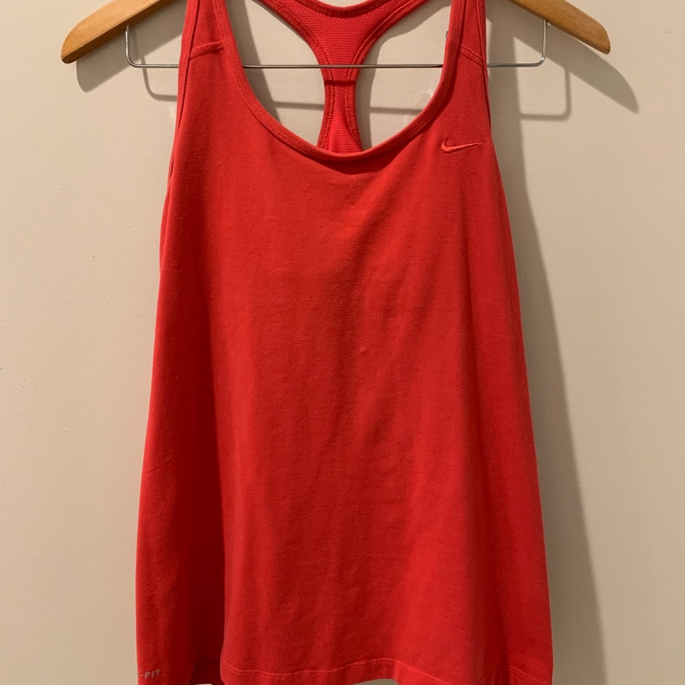🔥2/$13 Nike Dri-Fit Tank with Built in Bra